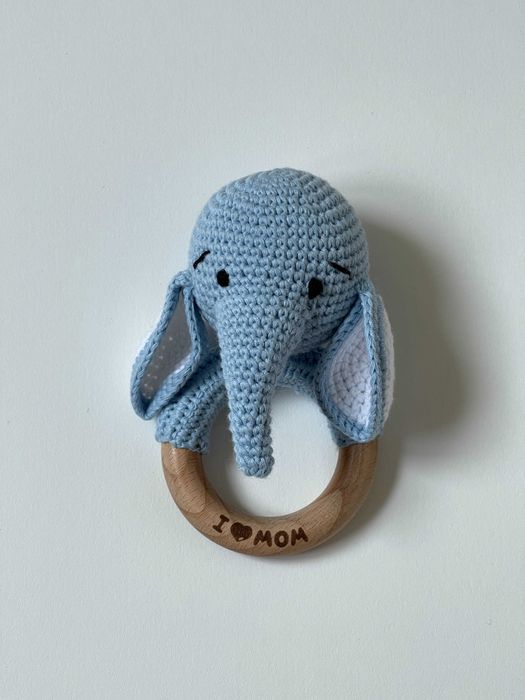 Вязанные детские погремушки прорезыватели