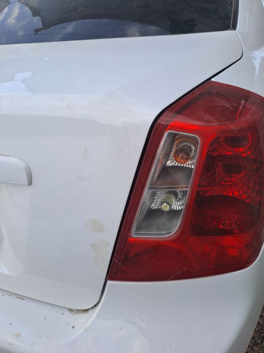 Jentra orqa oldi fara