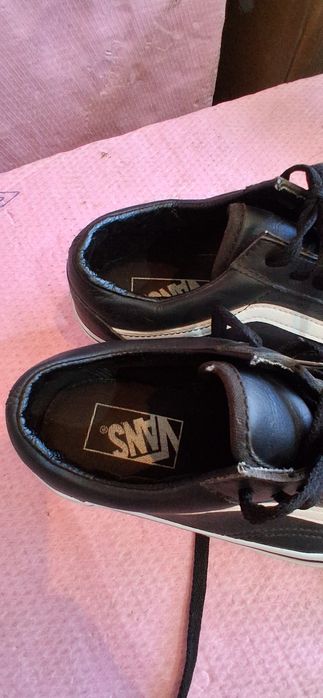Teniși Vans din piele marimea 36