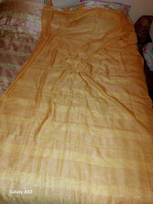 Продавам пердета