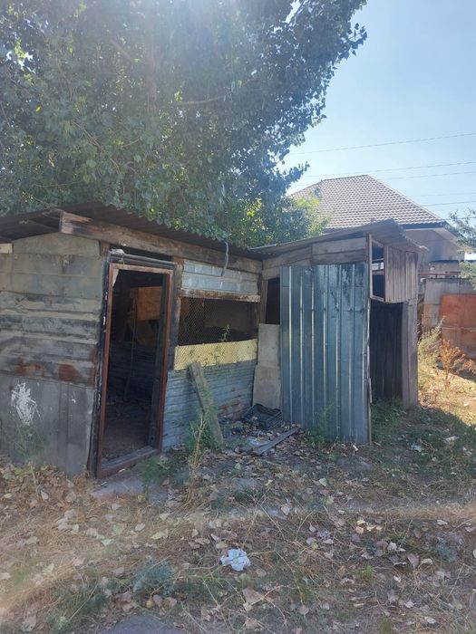 Здам отдельный двор без хозяина