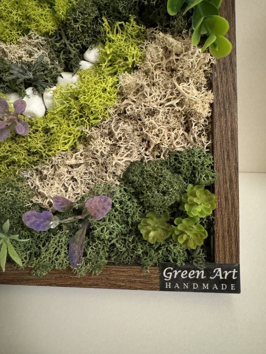 Зелена картина от скандинавски мъх