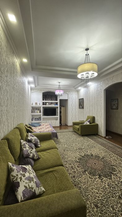 Продается кватира 4/3/5. Юнус-Абад, 17-кв