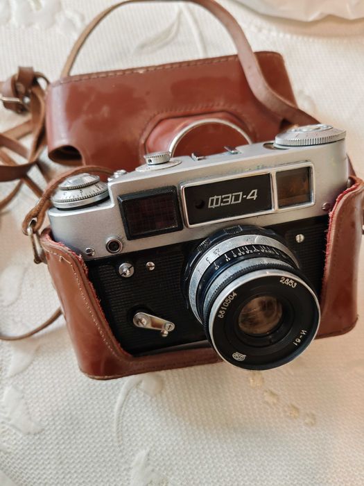 Качествена Як Руски Соц СССР Фотоапарат ФЕД 4 с Калъф. Работи