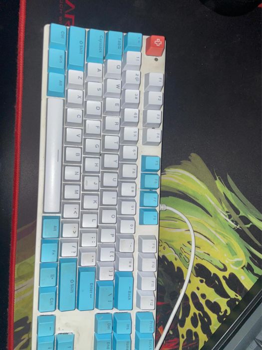 tastatura qwertykey mecanica gaming