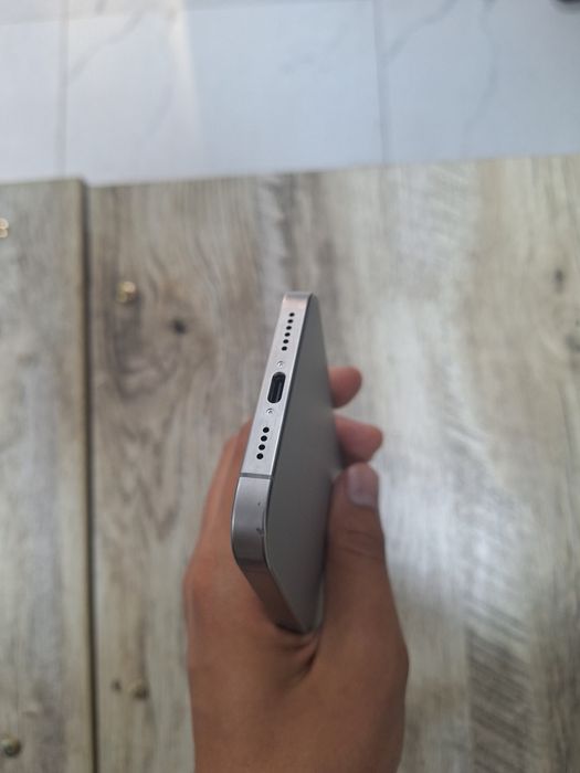 Iphone 16 pro max (Xitoy)