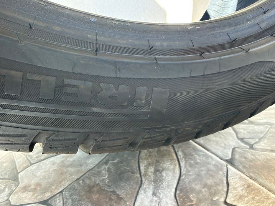 Pirelli iarna 245 40 18