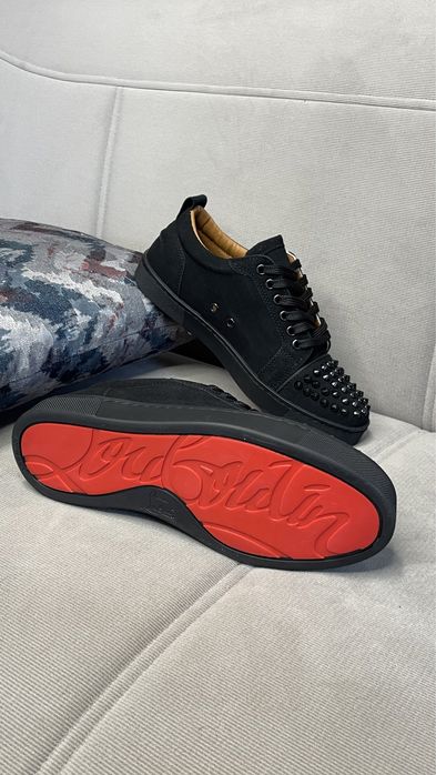 Christian louboutin ралични видове