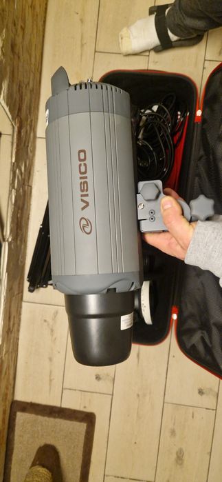 Вспышки для фото студии