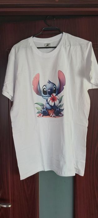 Нови Тениски със Стич 
Налични 2 бр.S и 2бр.М