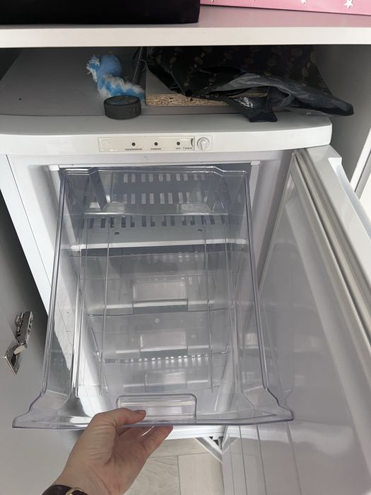 Продам морозилку