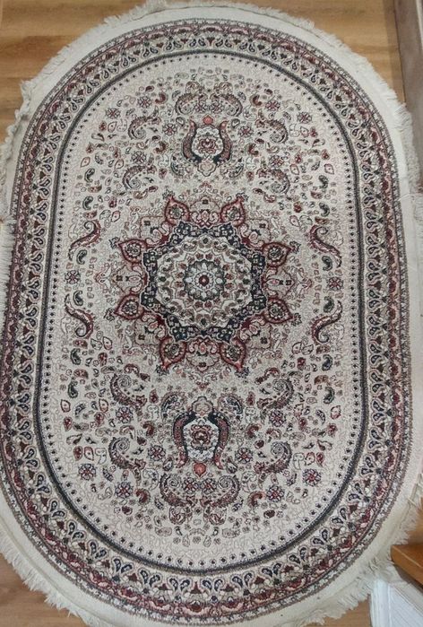 Гилам яхши сотилади!