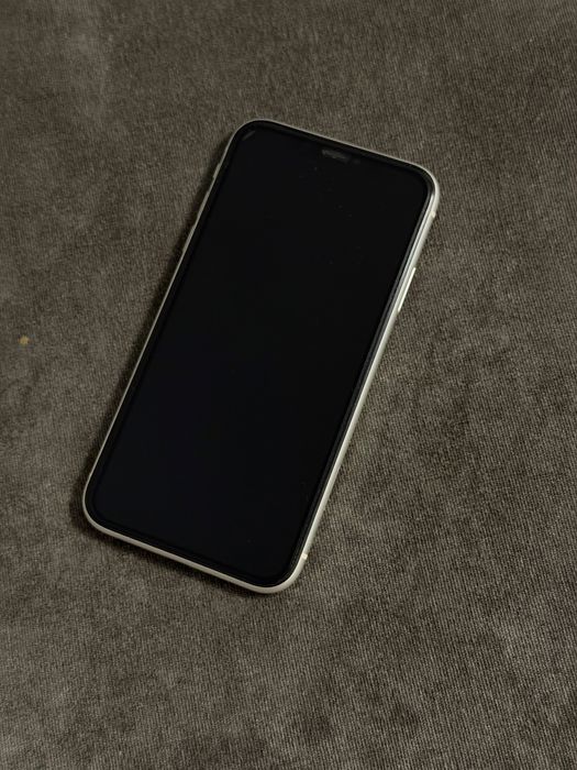 Продам Iphone 11 128 gb