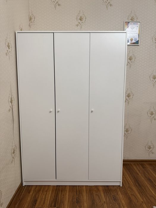 Шкаф икеа в отличном состоянии