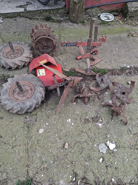 Accesor pemtru motocultor.