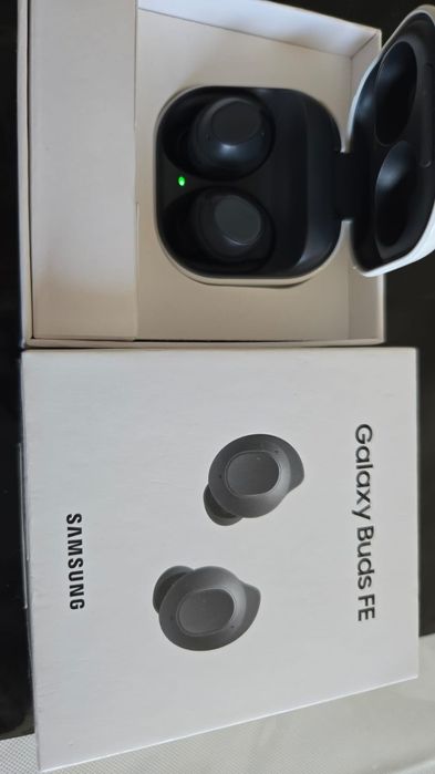 Продам новые наушники