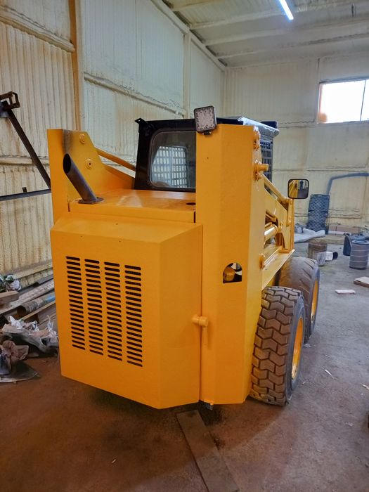 Продам мини погрузчик JS60 SuperManky Китай 2007