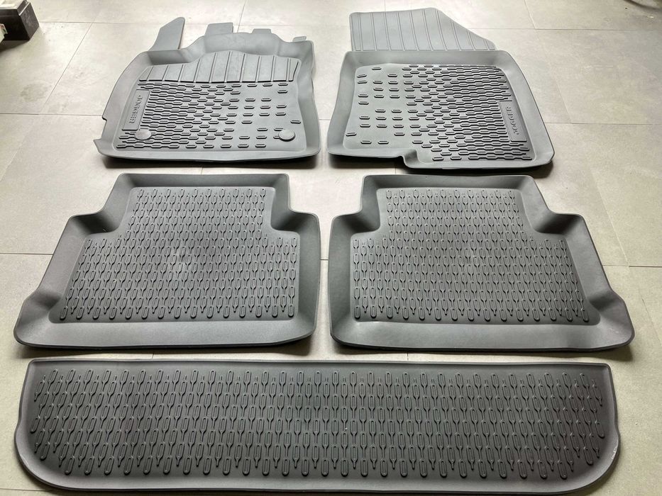 Нови Оригинални гумени стелки DACIA JOGGER от 2022 г.