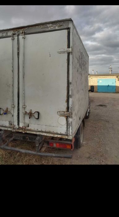 Продам газель термобудка