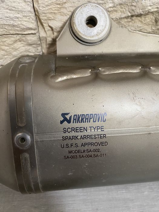 Toba finala akrapovic.