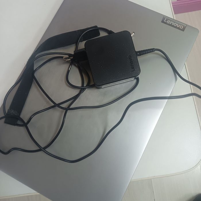 Lenovo нотбук  новый