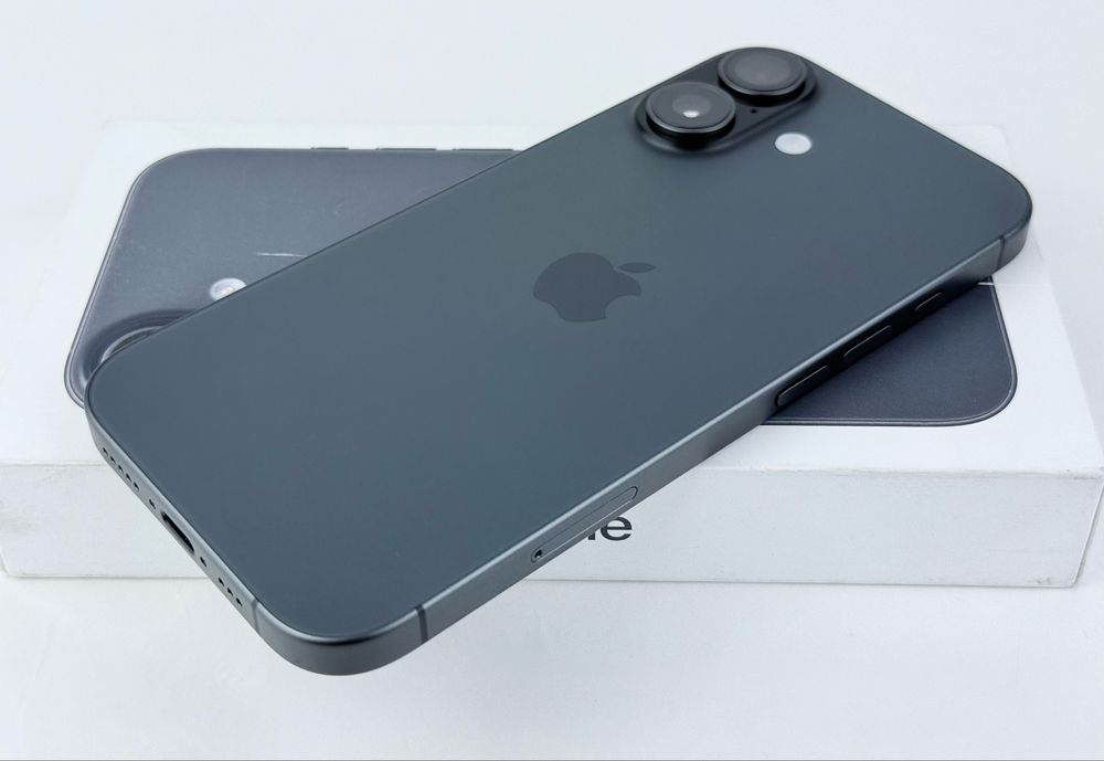 НОВ! Apple iPhone 17 256GB Black Гаранция!