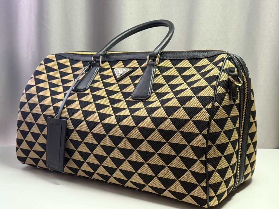 Дорожная сумка Prada Symbole