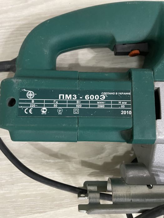 Электролобзик Фиолент ПМ 3-600 Э