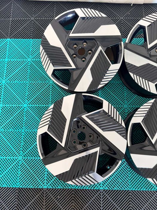 Jante R20 Renault Scenic E Tech Talisman noi originale Renault