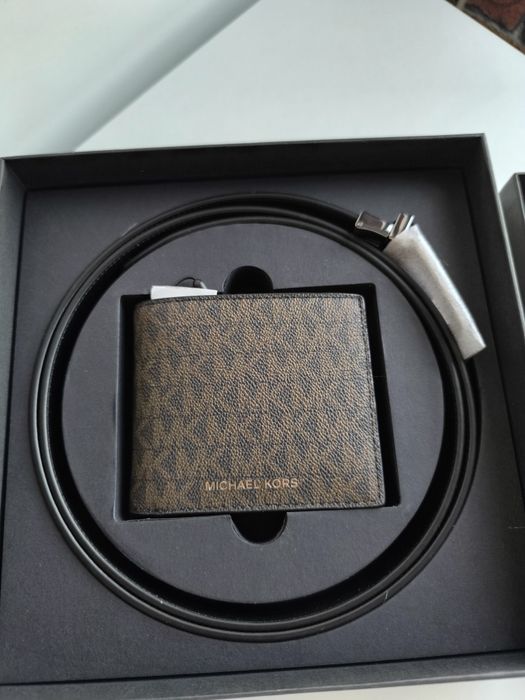 MK Set de cadou Curea și portofel Michael kors