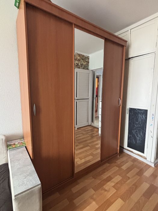 Продам шкаф-купе