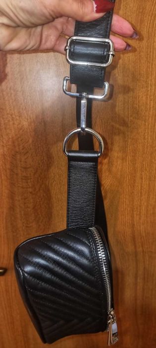 Малка дамска чанта- естествена кожа