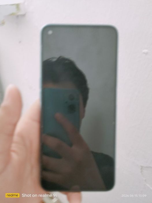 Срочно продам телефон Realmi 9i