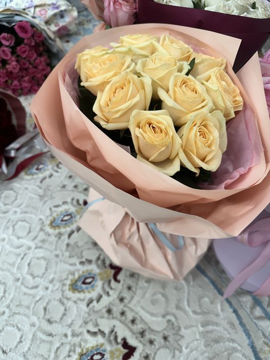 Цветы гулдер сатылады бари бүгін келген