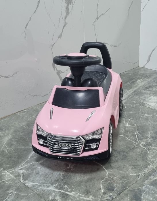 Продам  толакар Audi розовый