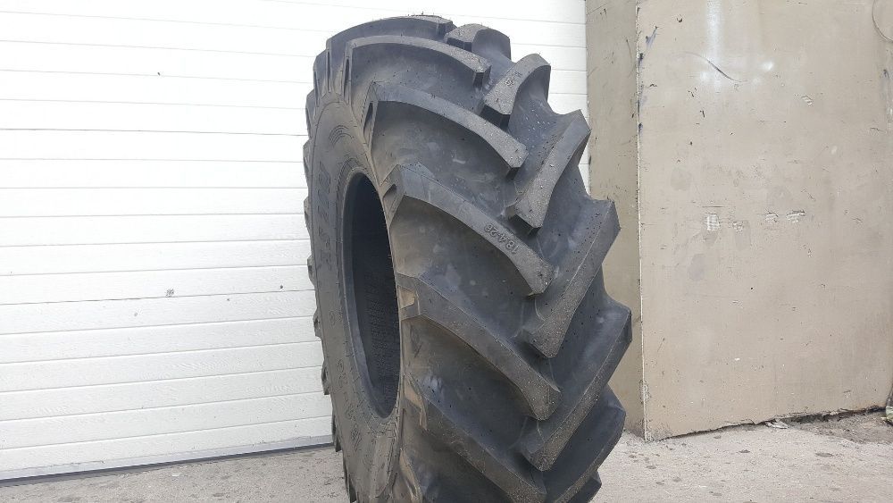 18.4-26 Cauciucuri noi pentru taf tractor combina BKT 14 pliuri India