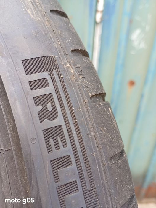 Anvelope vara Pirelli RSC 225 40 20
