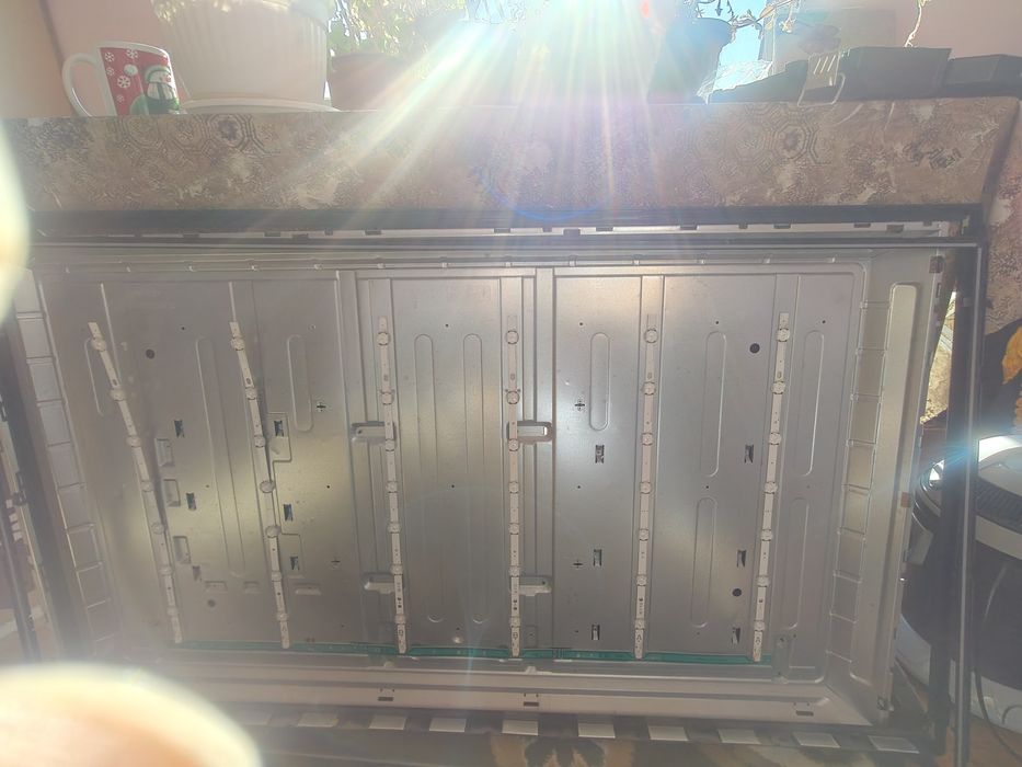 Смарт телевизор Хитачи49инча