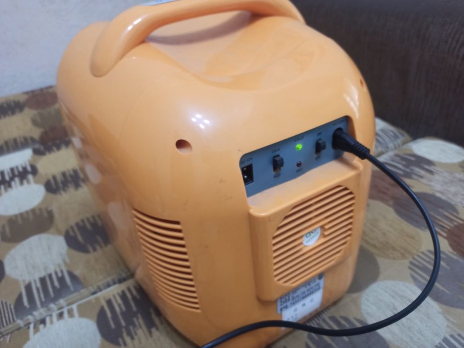 Холодильник для авто, авто-холодильник.