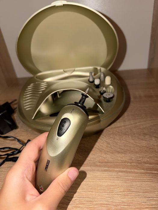Trusă manichiură-freză electrică cu capete multiple