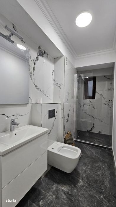 3 Camere Damaroaia bl nou