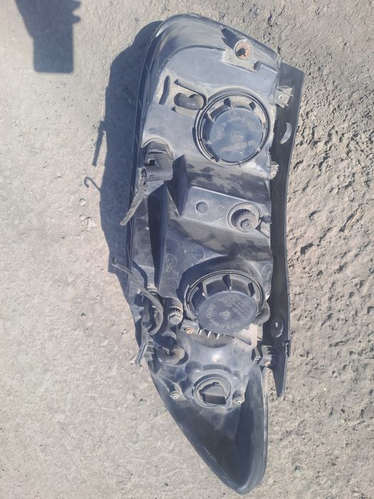 Фара на Santa fe