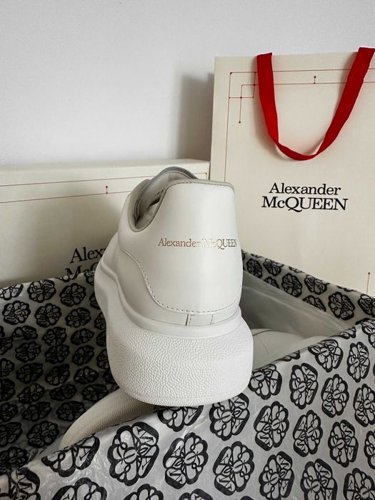 Alexander McQueen Trainers Autentici