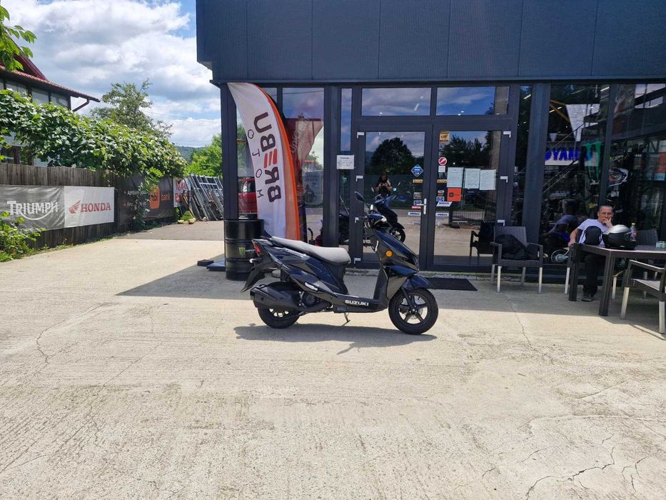 Scuter Suzuki Avenis 125 CBS -conduce cu B-stoc EST BIKE Campina
