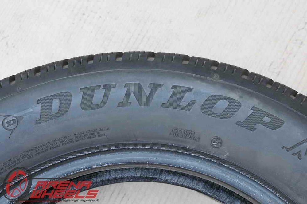 Set 4 Anvelope Iarna Dunlop WinterSport 5  235/60 R18