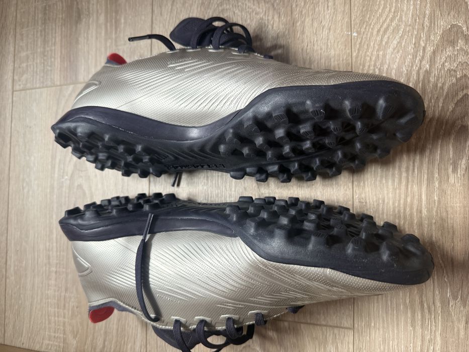 Ghete sintetic Adidas Predator League marimea 43
