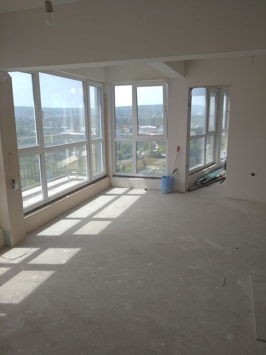 Продава се Двустаен апартамент в Варна, Погреби - 75 кв.м за 1467 €/кв.м - Снимка #10