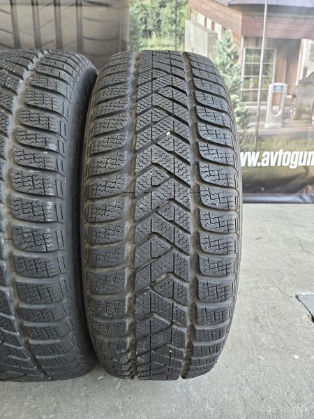 215/55/18 PIRELLI 4бр