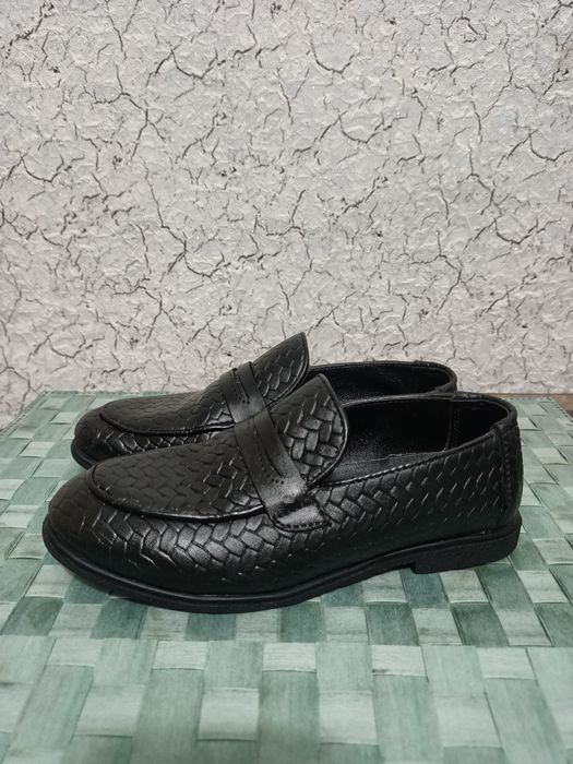 Продам туфли на мальчика