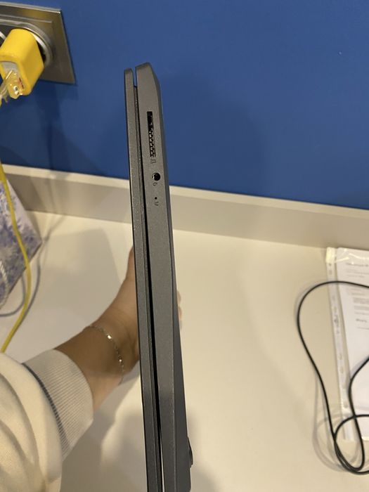 Lenovo модель 82C6 Windows 11 Pro